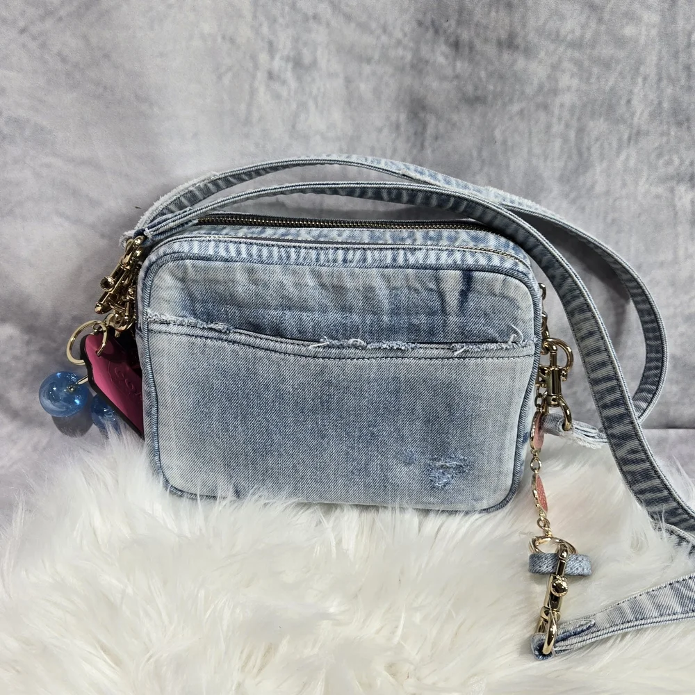 Coach CEK67 Carey Crossbody Bag in Loved Denim with Charms in Light Indigo - Picture 3 of 4